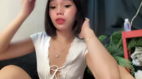 Snapshot of lovely_cittie18 chatting on May 25, 1:17 pm lovely_cittie18 online show from May 25, 1:17 pm