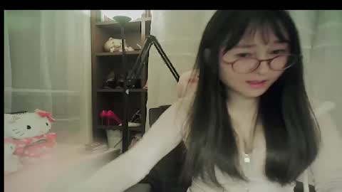 DANA KIM online show from January 12, 1:27 pm