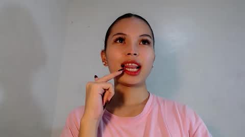 Snapshot of lovely_darlingx chatting on September 29, 4:06 am Precious . online show from September 29, 4:06 am