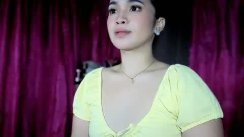 Snapshot of lovely_kurtny04 chatting on May 20, 8:37 pm LOVE online show from May 20, 8:37 pm
