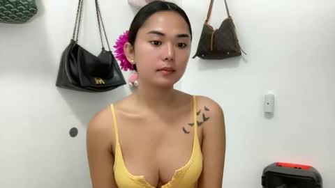 Snapshot of lovely_maria_x chatting on June 11, 2:53 am Maria online show from June 11, 2:53 am