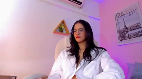 Snapshot of lovely_oliviaa chatting on June 20, 12:08 pm Olivia online show from June 20, 12:08 pm