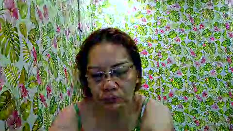 Snapshot of lovelyasiancutie chatting on May 26, 9:55 pm lovelyasiancutie online show from May 26, 9:55 pm