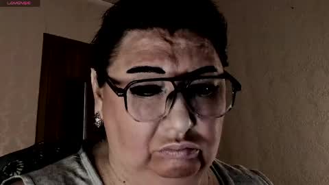 Anelana online show from March 31, 3:08 am