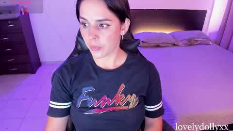 Snapshot of lovelydollyxx_ chatting on July 21, 12:51 pm lovely online show from July 21, 12:51 pm