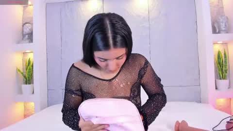 Lovely online show from April 10, 5:06 pm