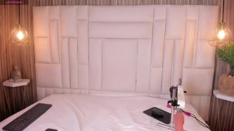 Lovely online show from April 17, 5:05 pm