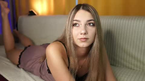 Snapshot of lovelygracee chatting on April 18, 2:21 pm lovelygracee online show from April 18, 2:21 pm