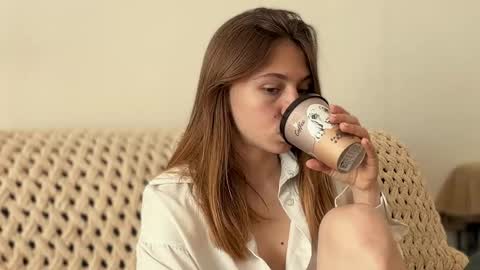 Kate only online show from April 27, 10:13 am