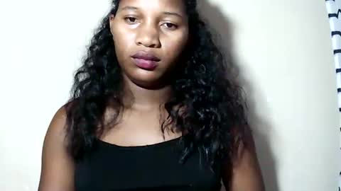 Snapshot of lovelylarra chatting on May 28, 8:39 pm lovelylarra online show from May 28, 8:39 pm