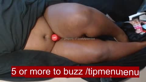 Snapshot of lovelylipservice chatting on January 11, 5:51 pm Lovely online show from January 11, 5:51 pm