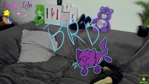 Snapshot of lovelylola_fr chatting on March 3, 11:46 pm Lola online show from March 3, 11:46 pm