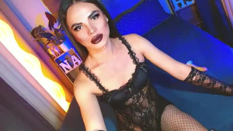 lovelymiss_shyna11 online show from July 8, 6:01 pm