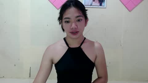 Snapshot of lovelypetitebigcock chatting on December 26, 2:44 am lovelypetitebigcock online show from December 26, 2:44 am