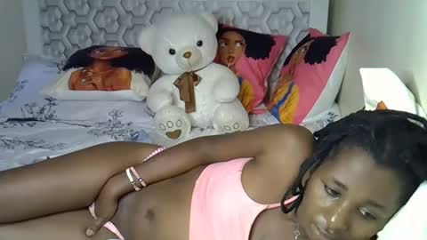 lovelytin online show from February 26, 3:11 pm