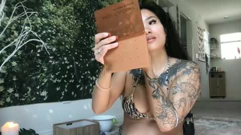 Snapshot of lovelyxmacii chatting on July 15, 10:04 pm lovelyxmacii online show from July 15, 10:04 pm