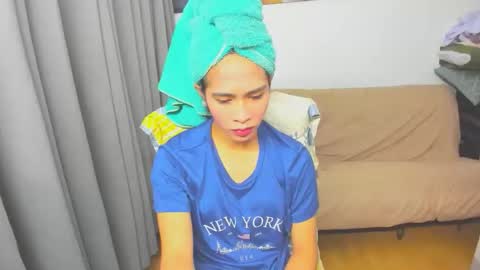 pauleen online show from March 4, 2:17 am