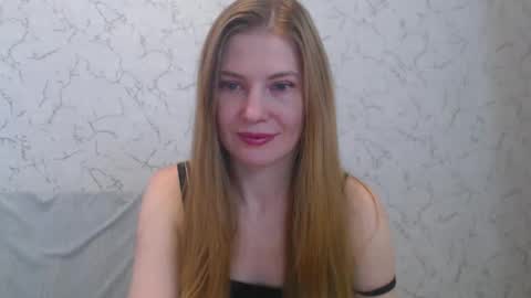 Snapshot of lovepeanutgirl chatting on February 25, 2:33 pm Mary Love online show from February 25, 2:33 pm
