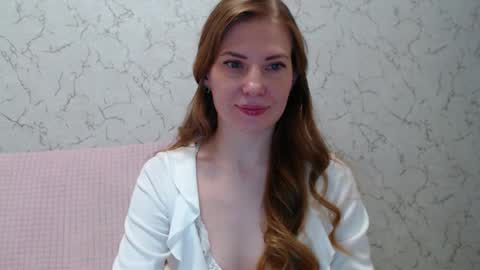 Snapshot of lovepeanutgirl chatting on September 13, 3:23 pm Mary Love online show from September 13, 3:23 pm