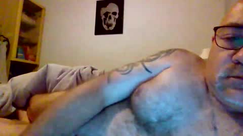 lover010983 online show from September 13, 4:56 am
