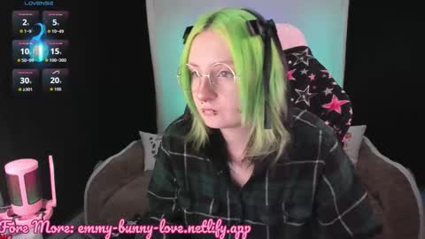 Emmy online show from November 17, 5:08 pm