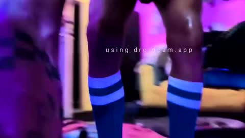 Snapshot of loverboy89hh chatting on October 18, 4:04 am LoverBoy89HH online show from October 18, 4:04 am