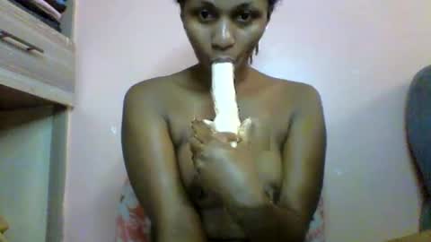 Snapshot of lovergal257 chatting on June 17, 11:45 am lovergal257 online show from June 17, 11:45 am