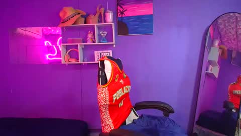 JANE loves you online show from March 8, 2:10 pm