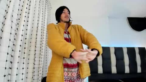 loverisu online show from January 12, 7:08 pm