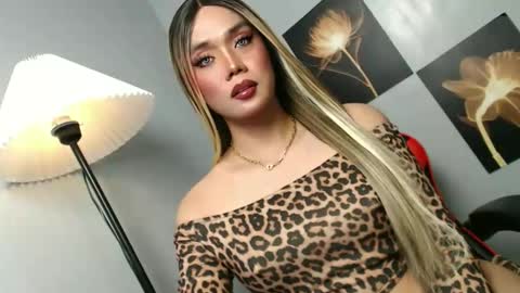 lovers moon22 online show from November 16, 12:55 pm