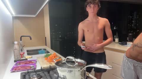 Leo Loves online show from September 29, 1:16 pm