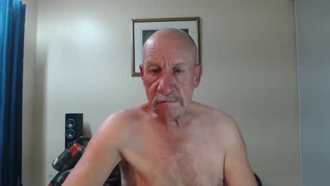 Lovesblackazz online show from April 7, 9:54 am