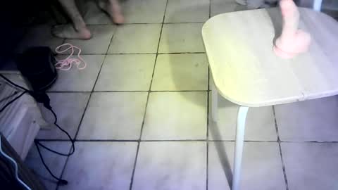 lovesex2211 online show from July 5, 3:02 am