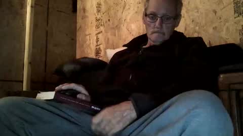 Snapshot of lovesex6565 chatting on November 1, 10:17 am just here to have fun and cum online show from November 1, 10:17 am