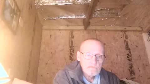 Snapshot of lovesex6565 chatting on December 5, 12:58 pm just here to have fun and cum online show from December 5, 12:58 pm