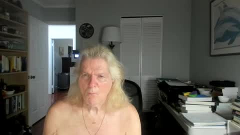 Snapshot of lovestylistwomen chatting on June 17, 2:14 am Michael online show from June 17, 2:14 am