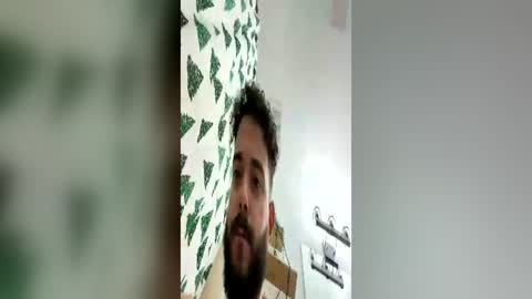 lovetopleaseyou4423 online show from June 17, 4:26 am