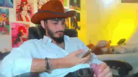 Snapshot of lovexjuxn77 chatting on January 13, 5:07 pm lovexjuxn77 online show from January 13, 5:07 pm