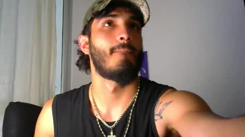 Snapshot of lovexjuxn77 chatting on February 17, 7:31 pm lovexjuxn77 online show from February 17, 7:31 pm