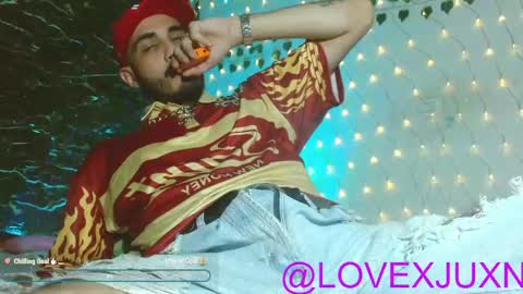 Snapshot of lovexjuxn77 chatting on May 20, 10:38 pm lovexjuxn77 online show from May 20, 10:38 pm