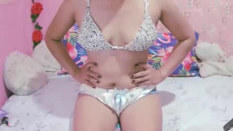 Snapshot of lovexx_69ass chatting on February 2, 2:43 am lovexx_69ass online show from February 2, 2:43 am