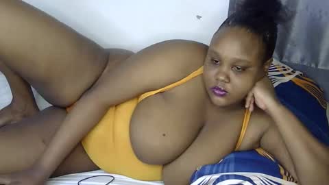 Snapshot of loveytiana chatting on May 11, 4:26 pm loveytiana online show from May 11, 4:26 pm