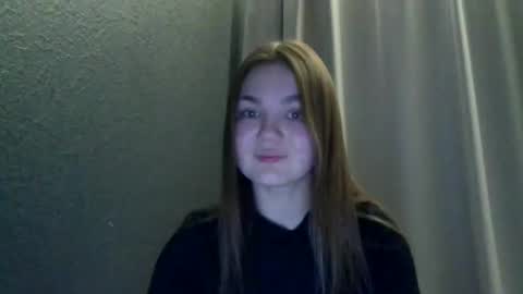 Snapshot of loviesimone chatting on November 10, 9:03 pm loviesimone online show from November 10, 9:03 pm