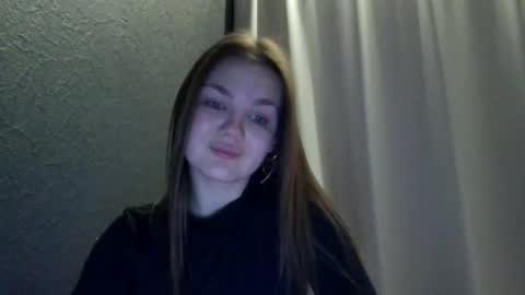 Snapshot of loviesimone chatting on November 17, 9:09 pm loviesimone online show from November 17, 9:09 pm