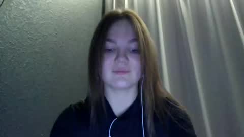 Snapshot of loviesimone chatting on November 18, 9:08 pm loviesimone online show from November 18, 9:08 pm