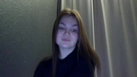 Snapshot of loviesimone chatting on December 2, 10:16 pm loviesimone online show from December 2, 10:16 pm