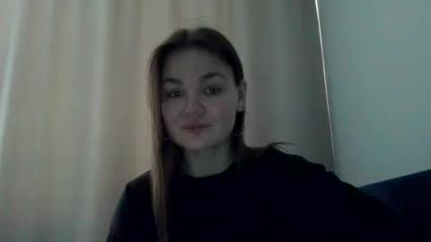 Snapshot of loviesimone chatting on February 26, 10:14 am loviesimone online show from February 26, 10:14 am