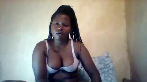 Snapshot of loviett chatting on April 12, 10:37 pm loviett online show from April 12, 10:37 pm