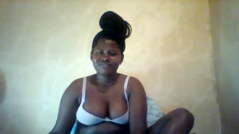 Snapshot of loviett chatting on May 2, 1:32 am loviett online show from May 2, 1:32 am