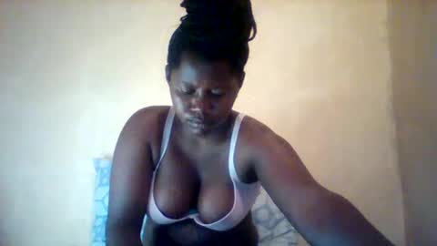 Snapshot of loviett chatting on May 3, 3:01 am loviett online show from May 3, 3:01 am